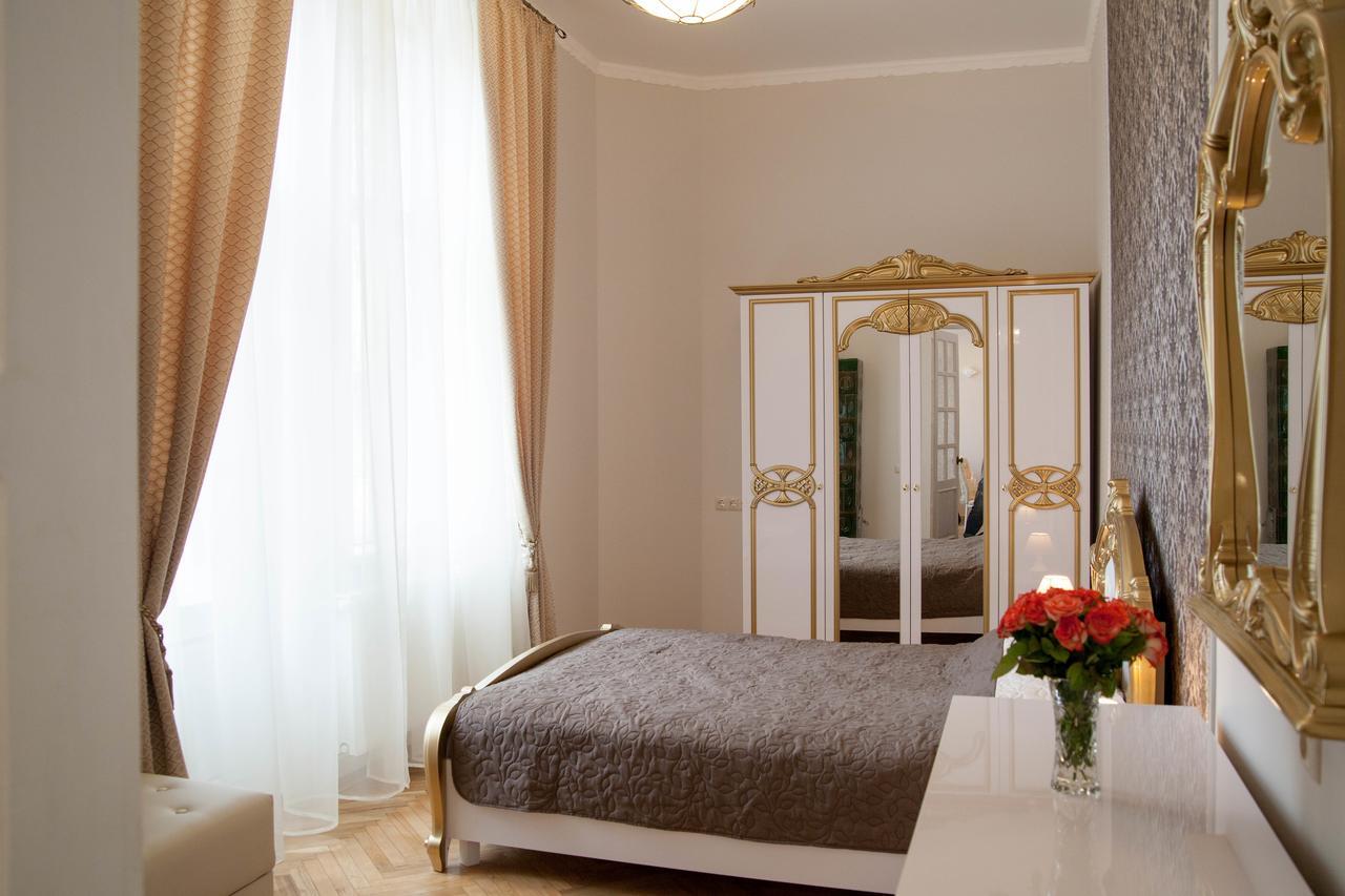 Luxury Lviv Apartment Exterior foto